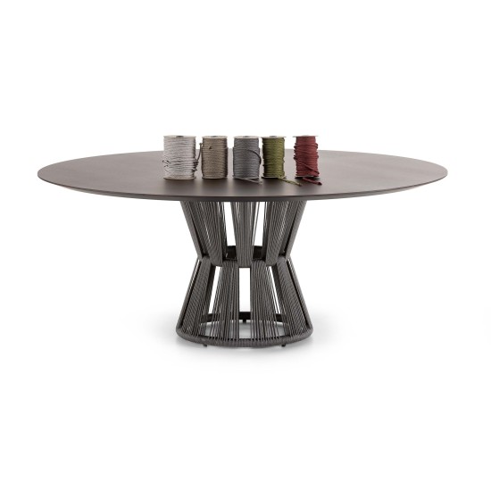 FLOU MACHARD TABLE