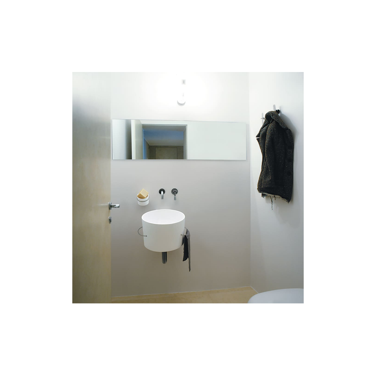 AGAPE BUCATINI LAVABO A PARETE