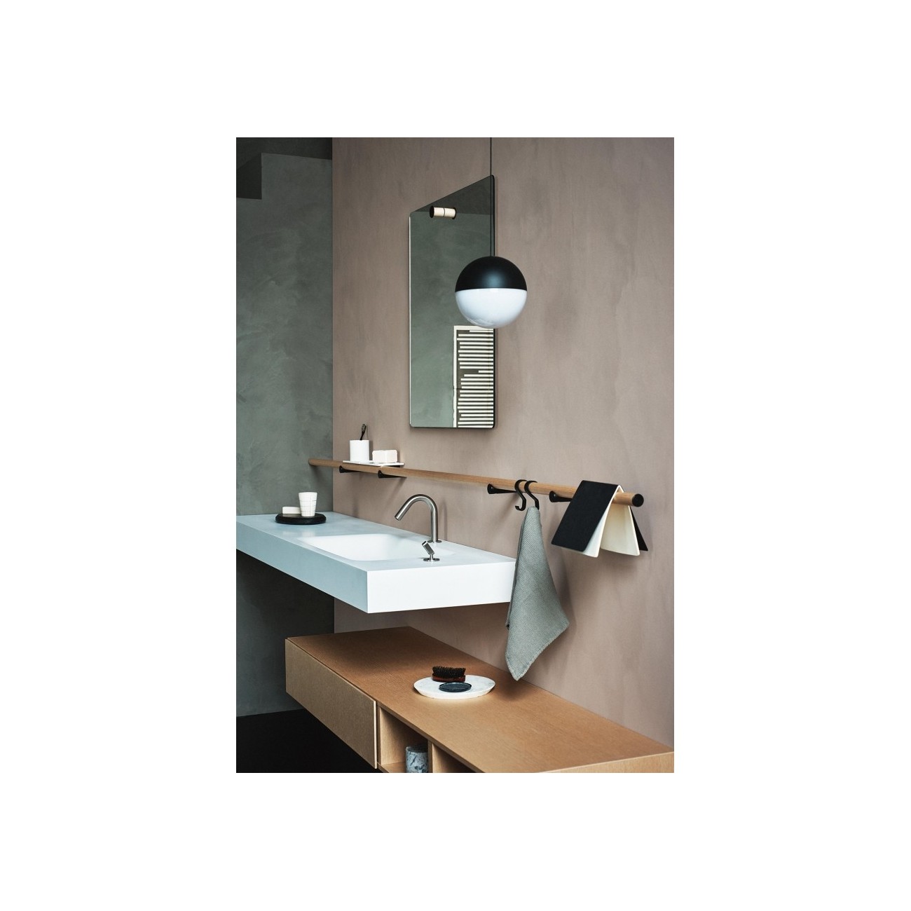 AGAPE DOT LINE SPECCHIO