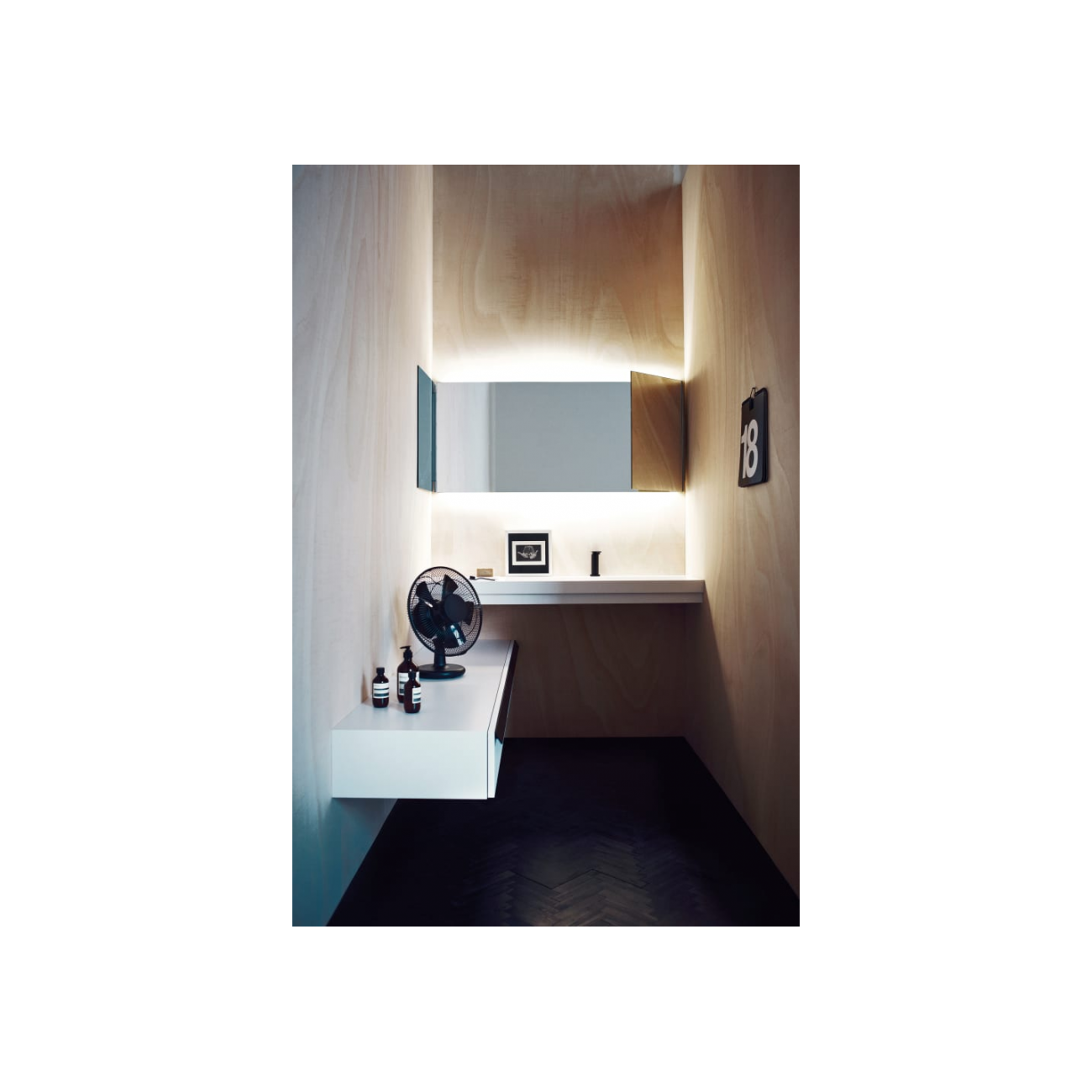 AGAPE NARCISO MIROIR