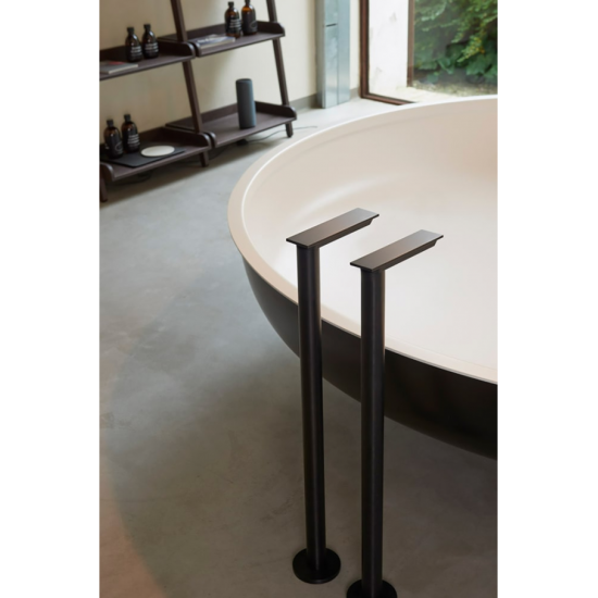 AGAPE SEN FLOOR‑MOUNTED BATH TAP