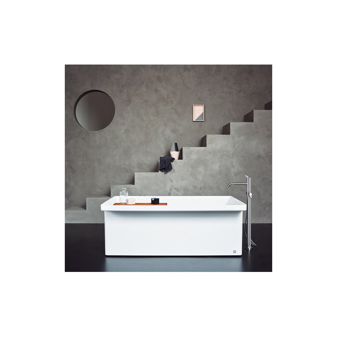 AGAPE SQUARE FLOOR‑MOUNTED BATH TAP