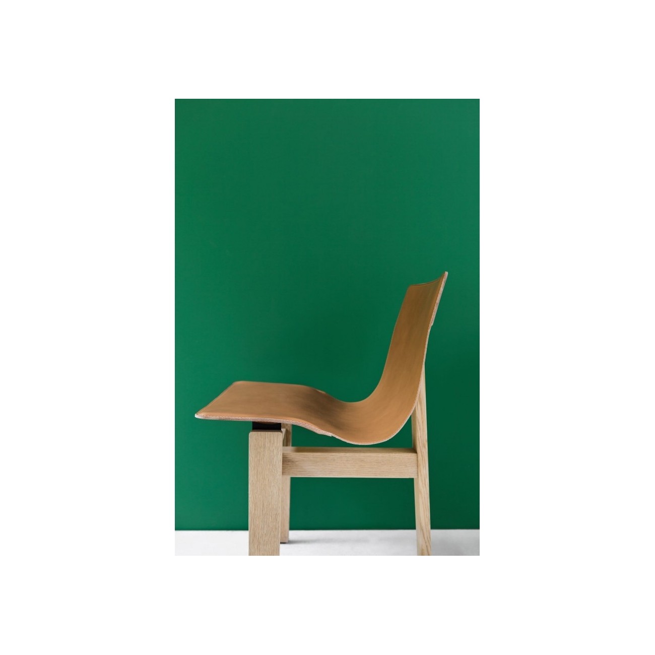 AGAPECASA TRE 3 CHAIR