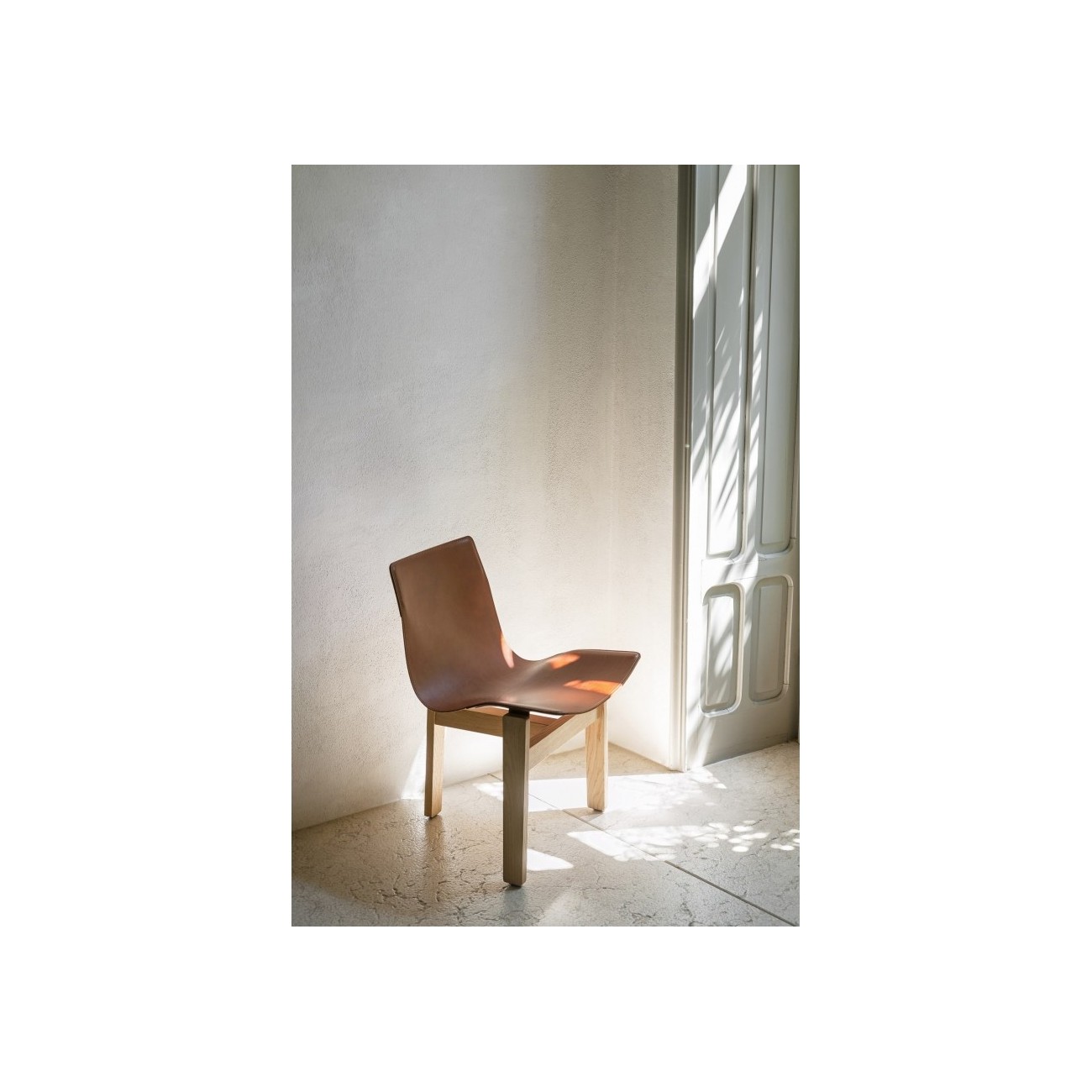 AGAPECASA TRE 3 CHAIR