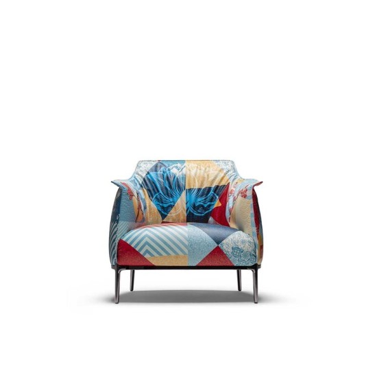 POLTRONA FRAU ARCHIBALD DELICATE BALANCE LIMITED EDITION FAUTEUIL