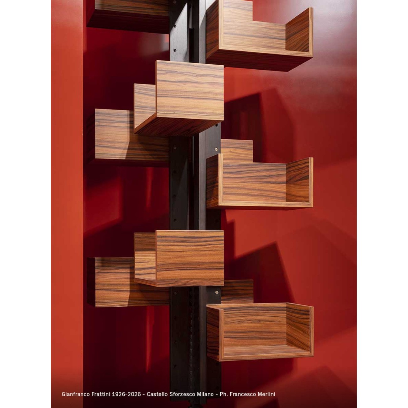 POLTRONA FRAU ALBERO ANNIVERSARY EDITION BOOKCASE