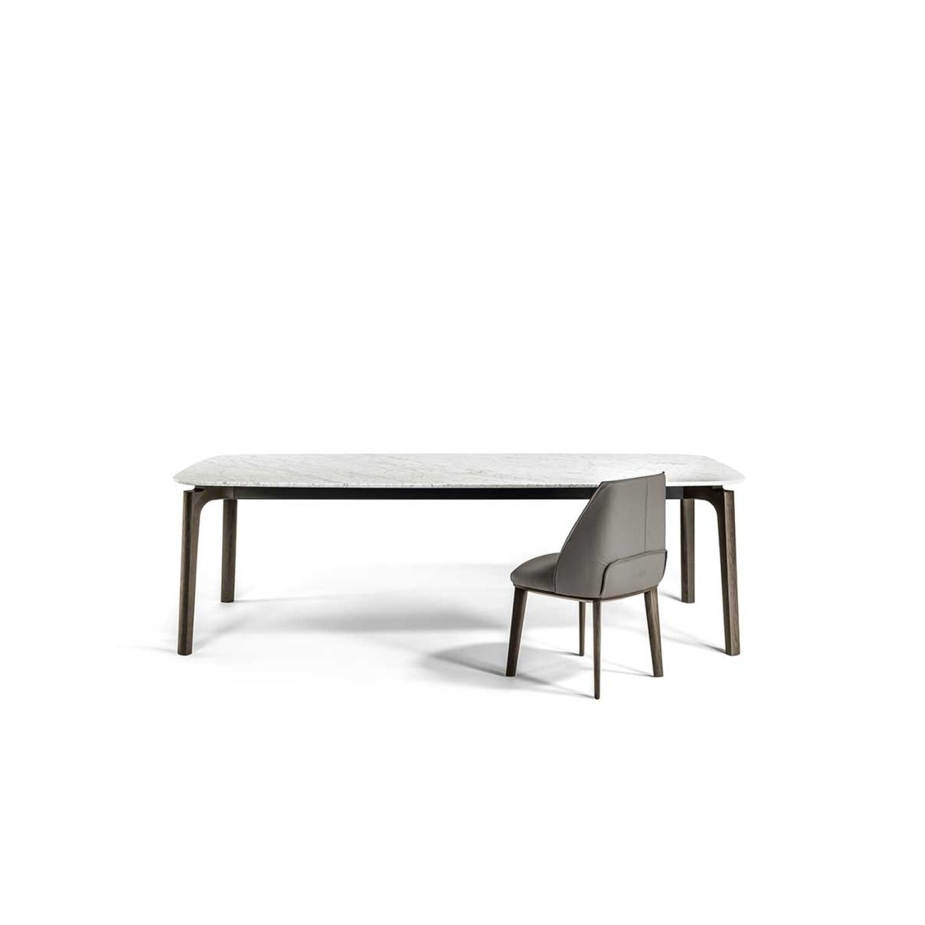 POLTRONA FRAU ABIGAIL TABLE