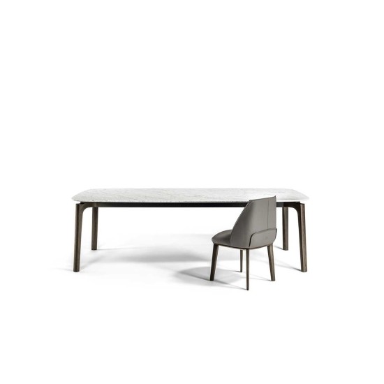 POLTRONA FRAU ABIGAIL TABLE