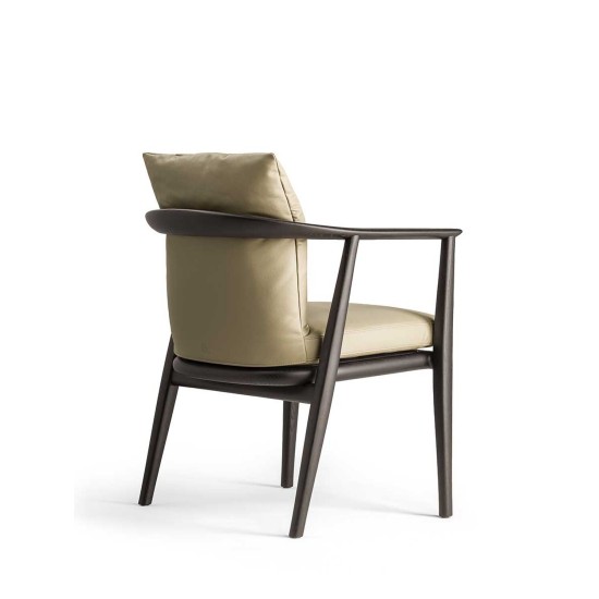 POLTRONA FRAU VIOLA ESSENCE SMALL ARMCHAIR