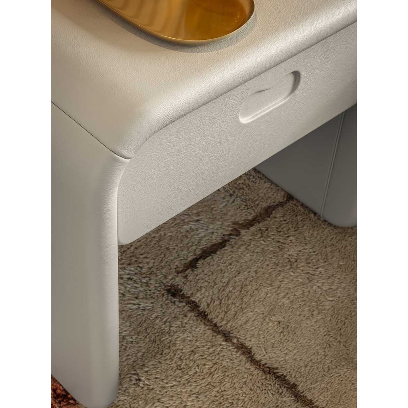 POLTRONA FRAU LIELOW TABLE DE NUIT