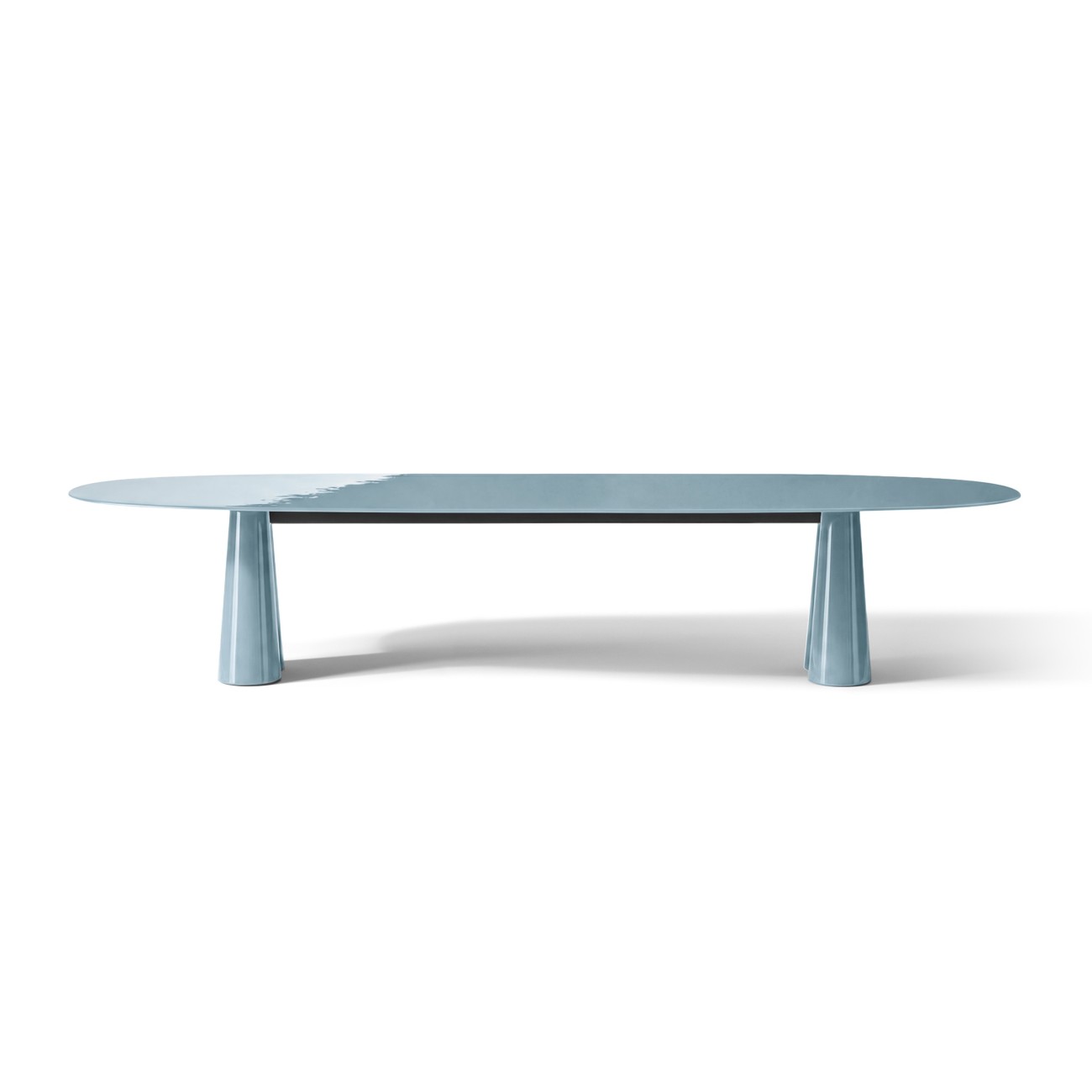 CASSINA TREFLO OVAL TABLE