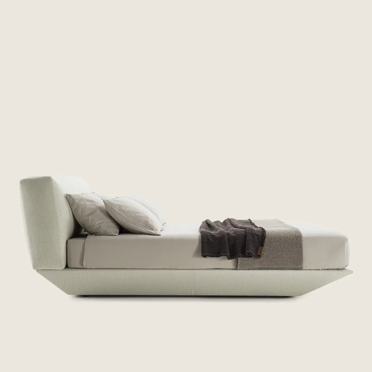 FLEXFORM LOUNGESCAPE LIT