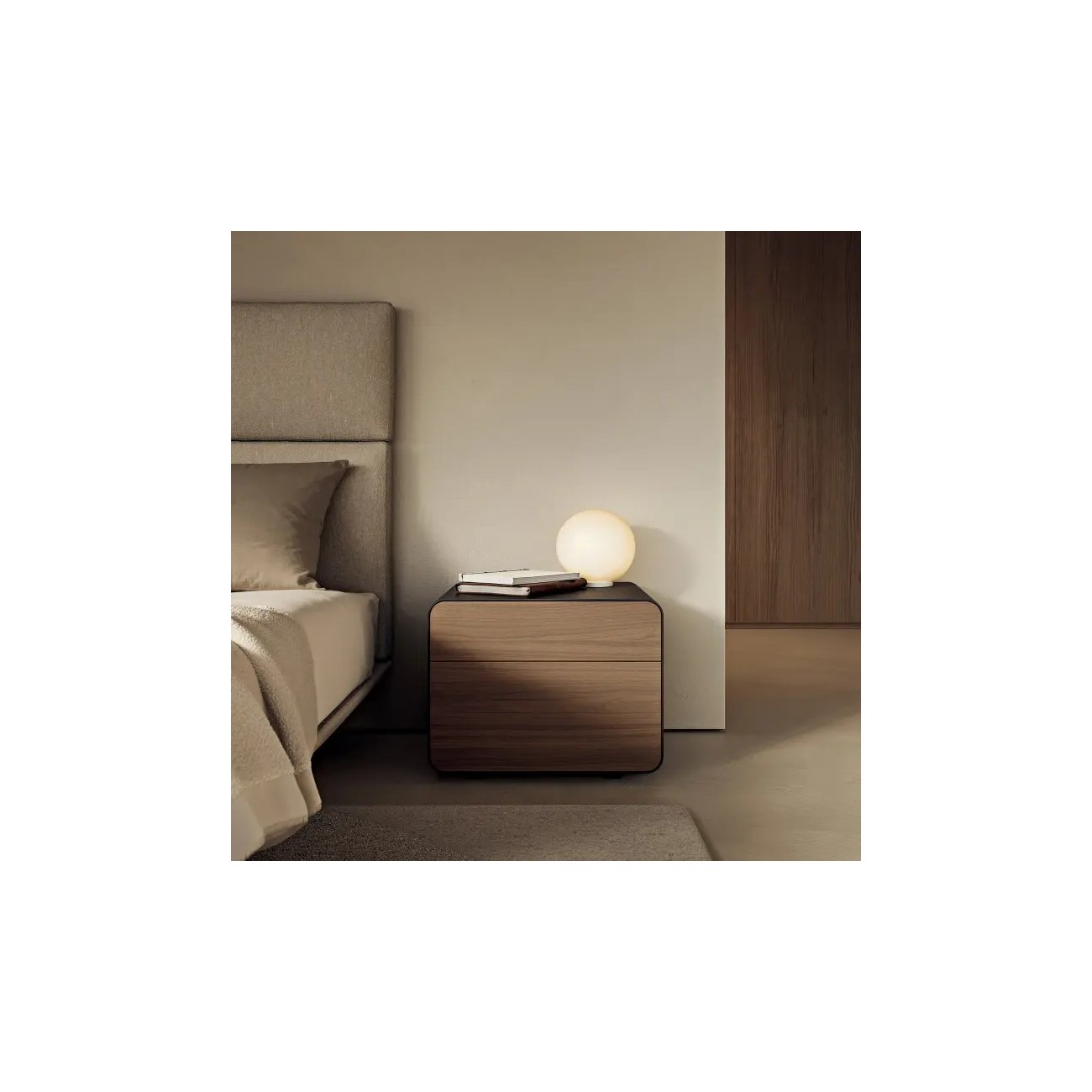 FLEXFORM CLARENCE TABLE DE NUIT