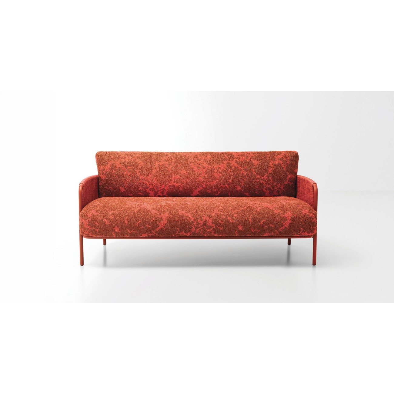 PAOLA LENTI - PLISSÉ CANAPÉ OUTDOOR