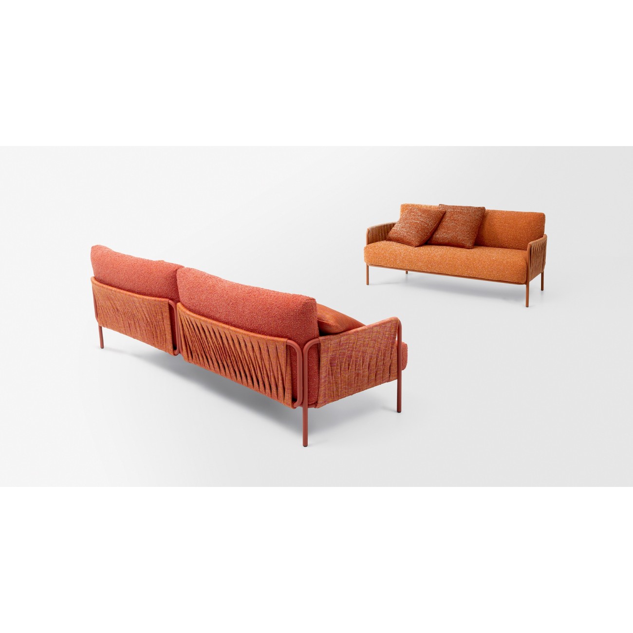 PAOLA LENTI - PLISSE DIVANO OUTDOOR