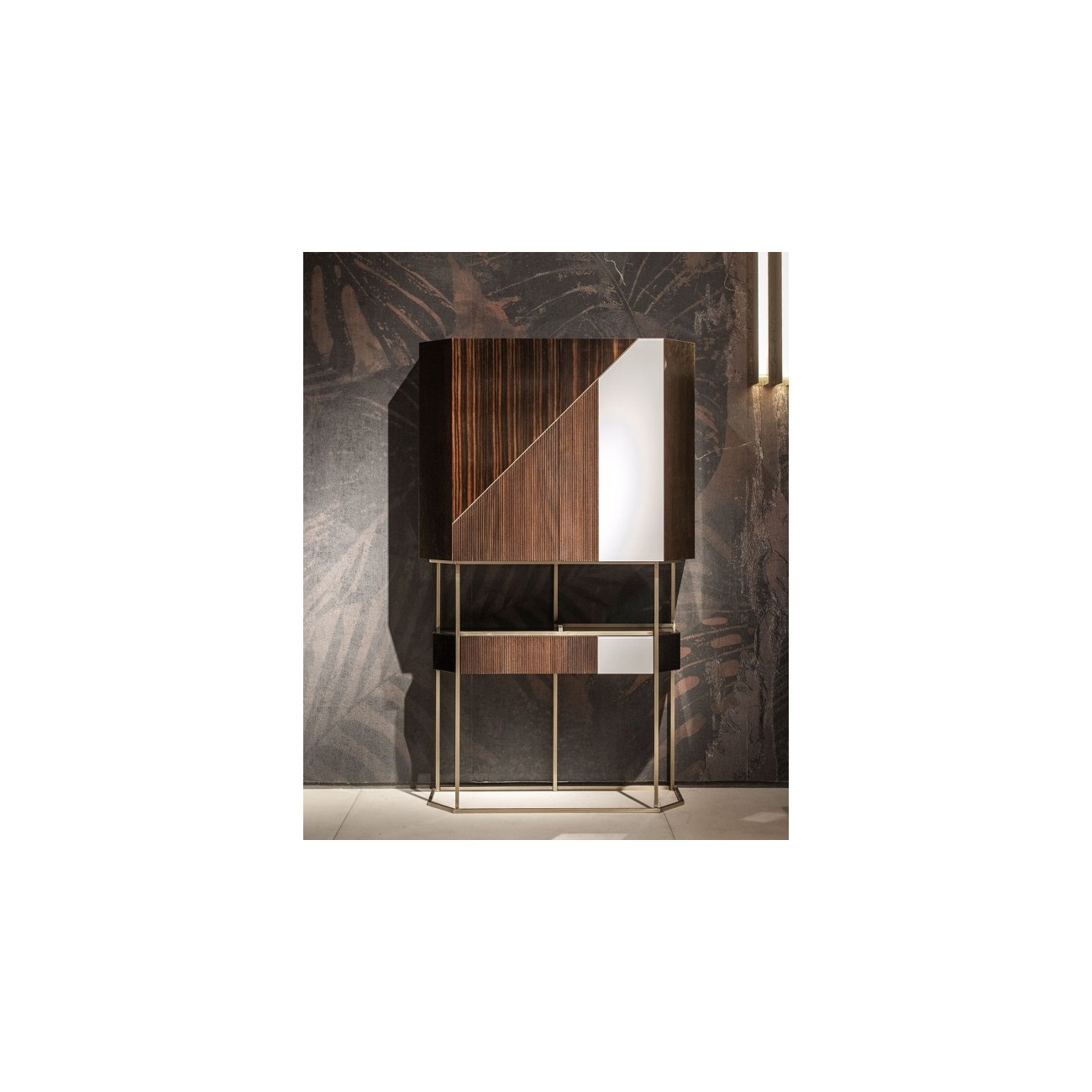 BAXTER WIREFRAME MOBILE BAR