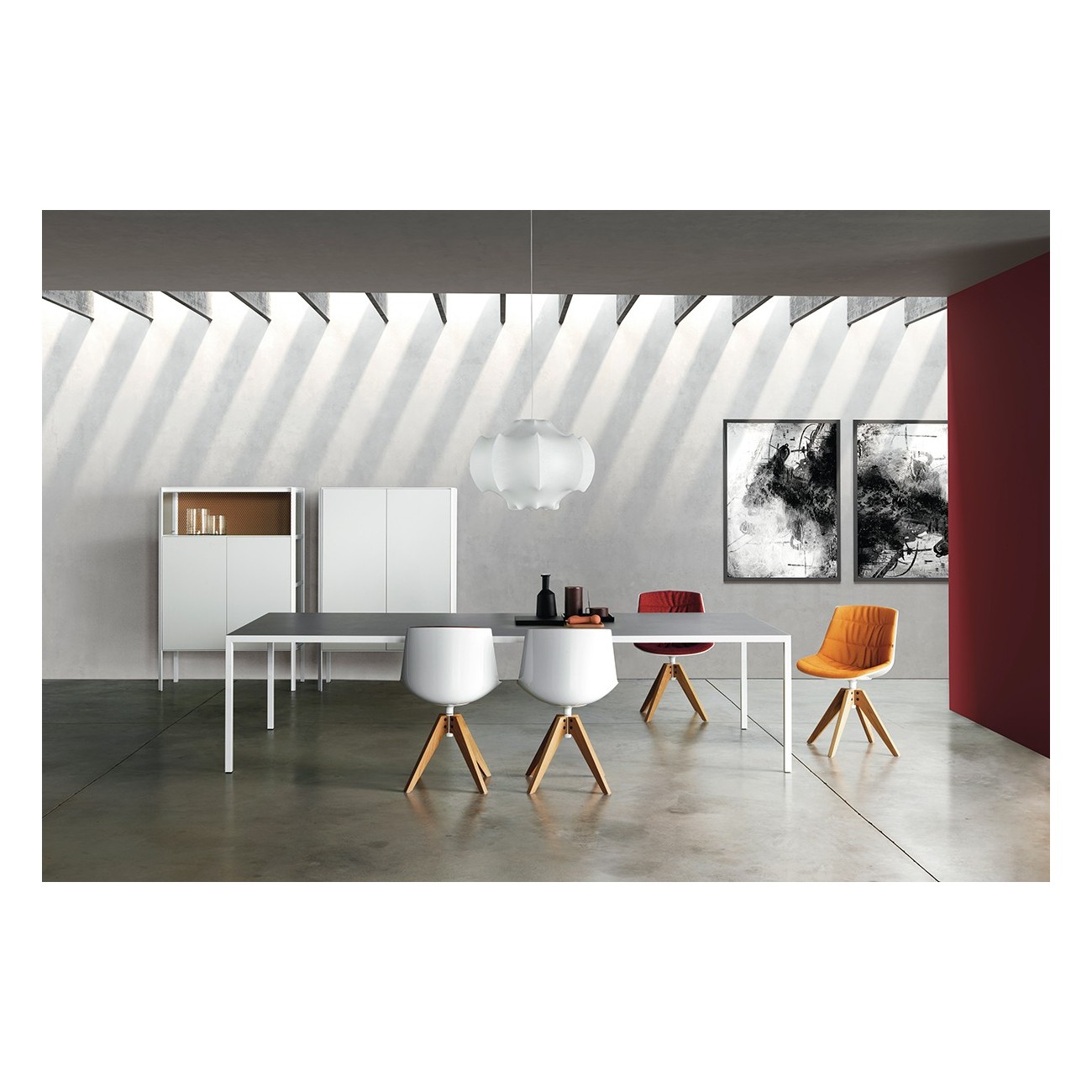 MDF SEDIA FLOW CHAIR  4 GAMBE CROSS