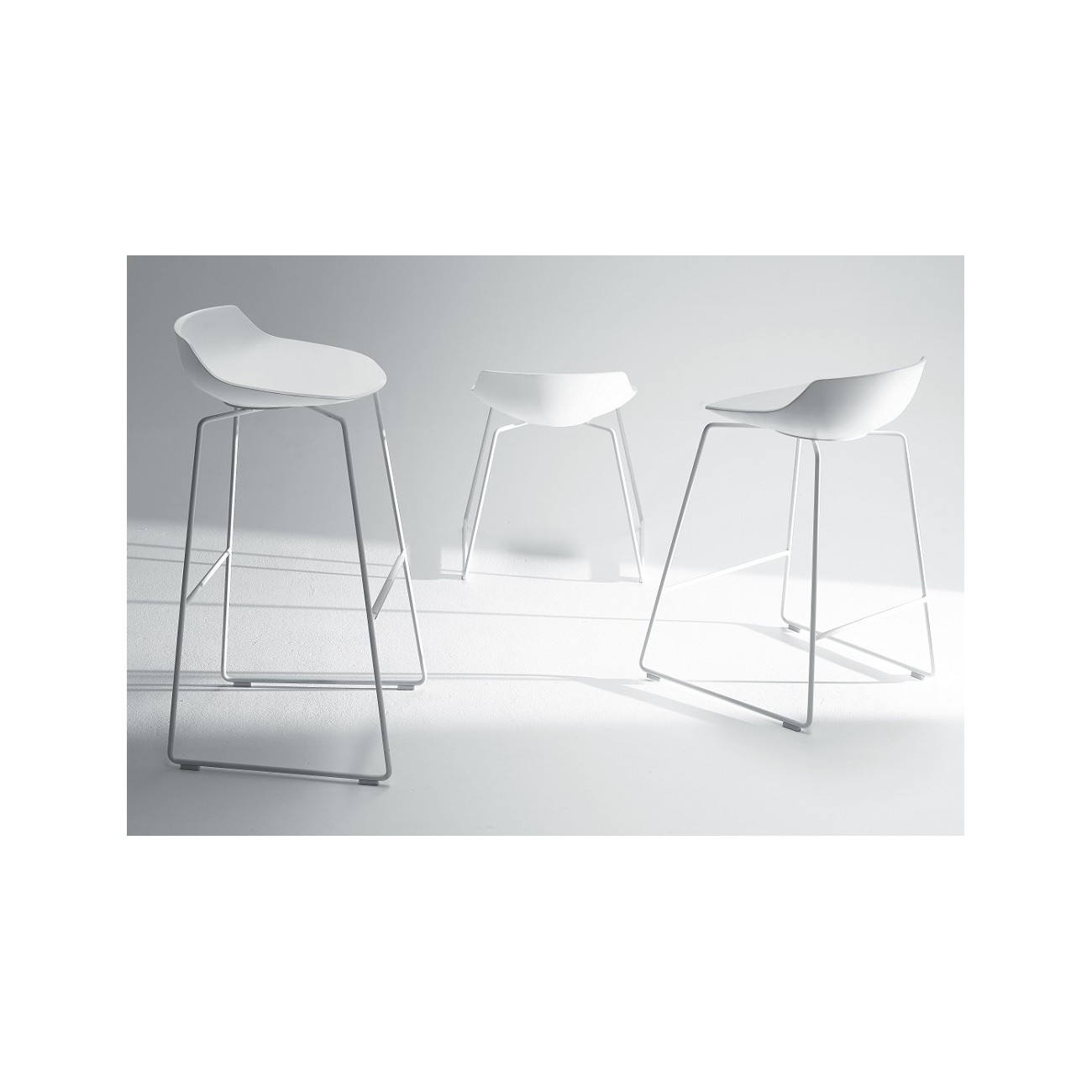 MDF SGABELLO STOOL