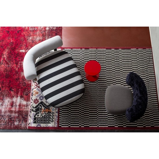 MOROSO PIPE CHAISE LOUNGE