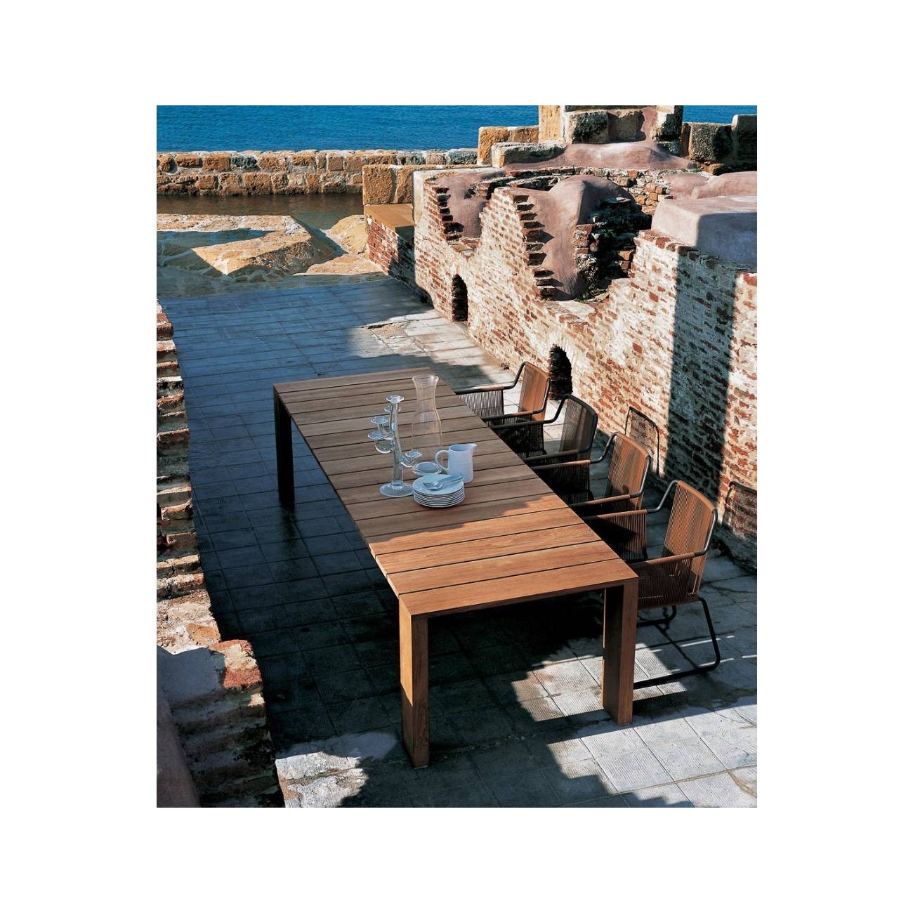 RODA TABLE PIPER 025