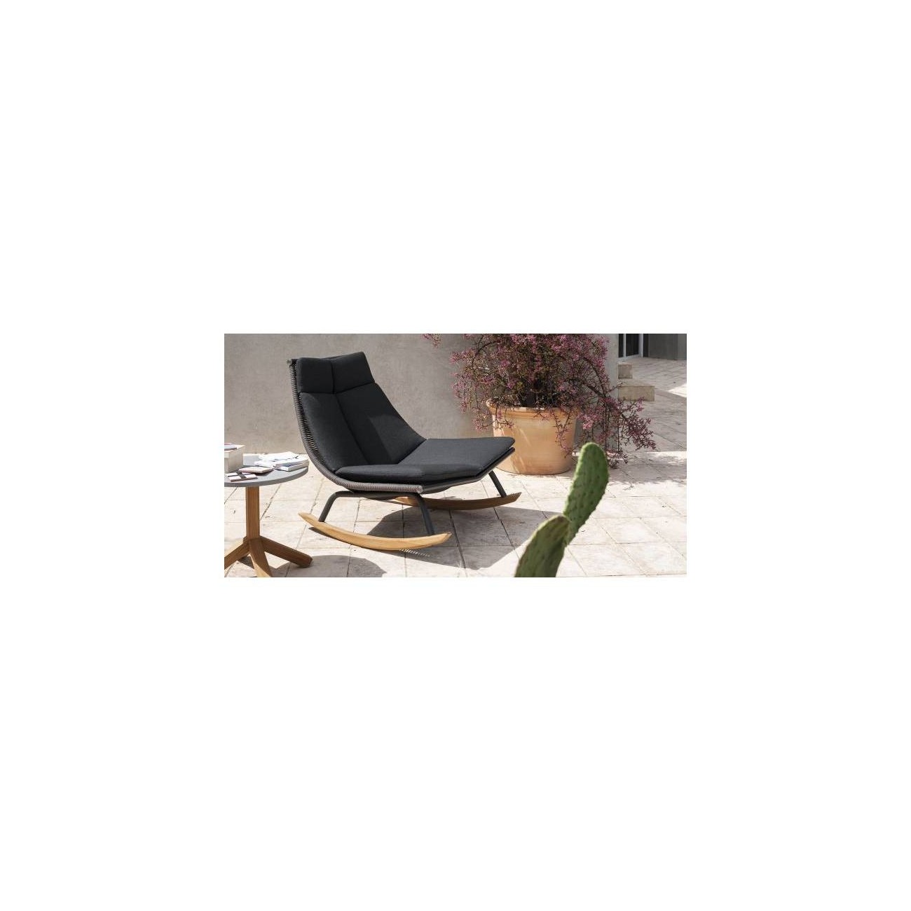 RODA POLTRONA A DONDOLO OUTDOOR LAZE 003