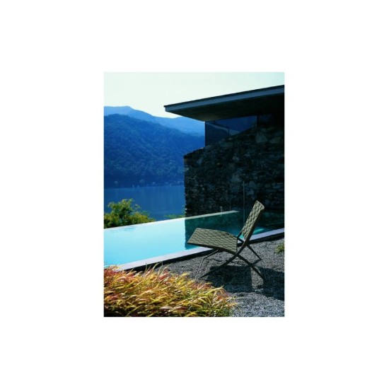 RODA LOUNGE CHAIR BERENICE