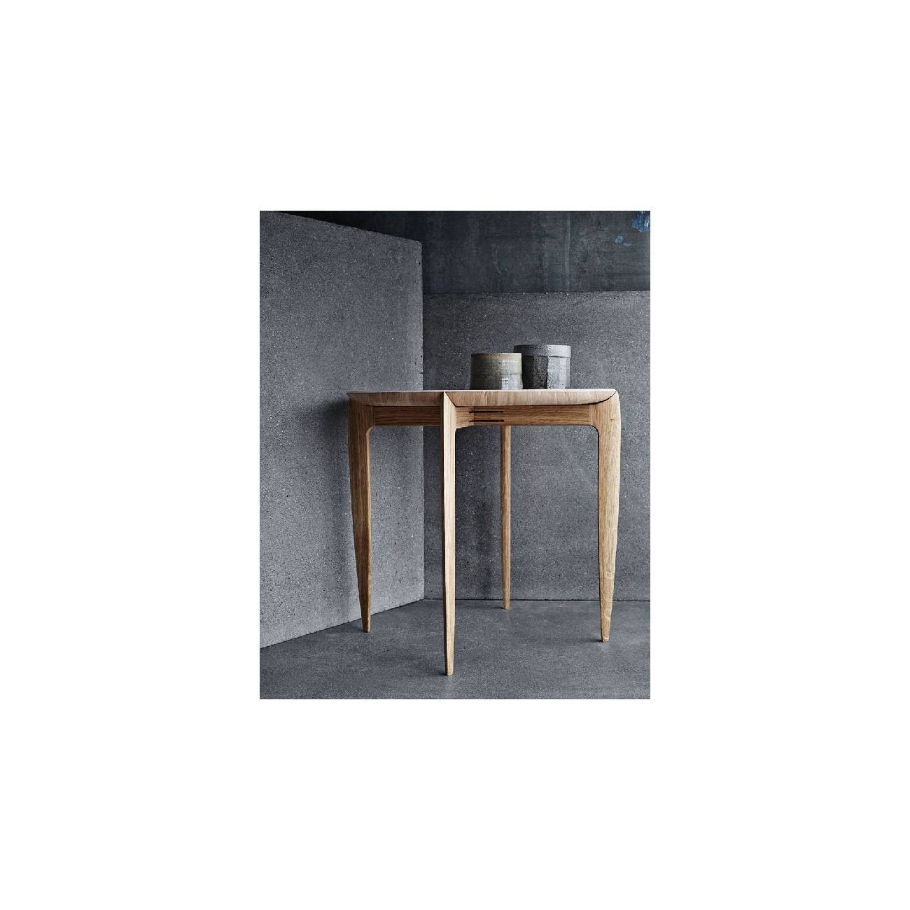 FRITZ HANSEN TAVOLINO TRAY