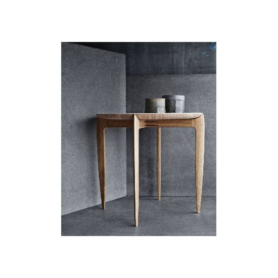 FRITZ HANSEN TAVOLINO TRAY
