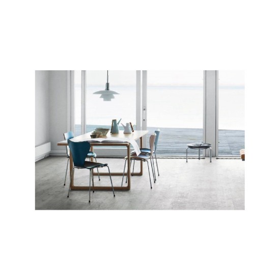 FRITZ HANSEN TAVOLO ESSAY