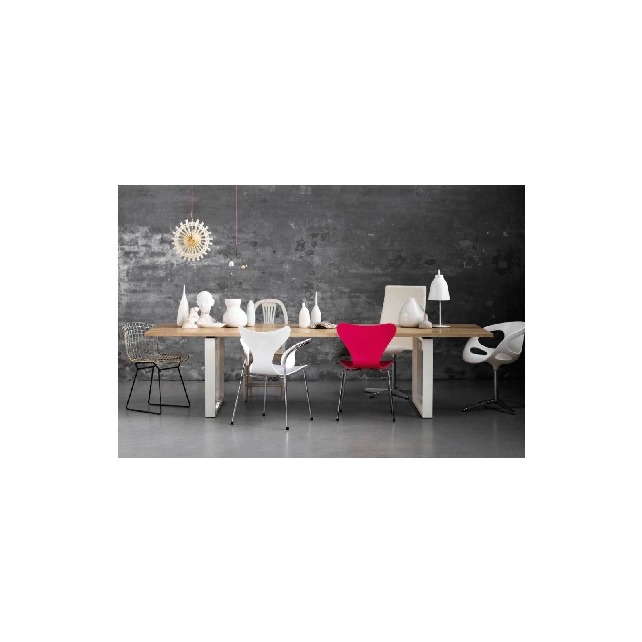 FRITZ HANSEN TAVOLO ESSAY