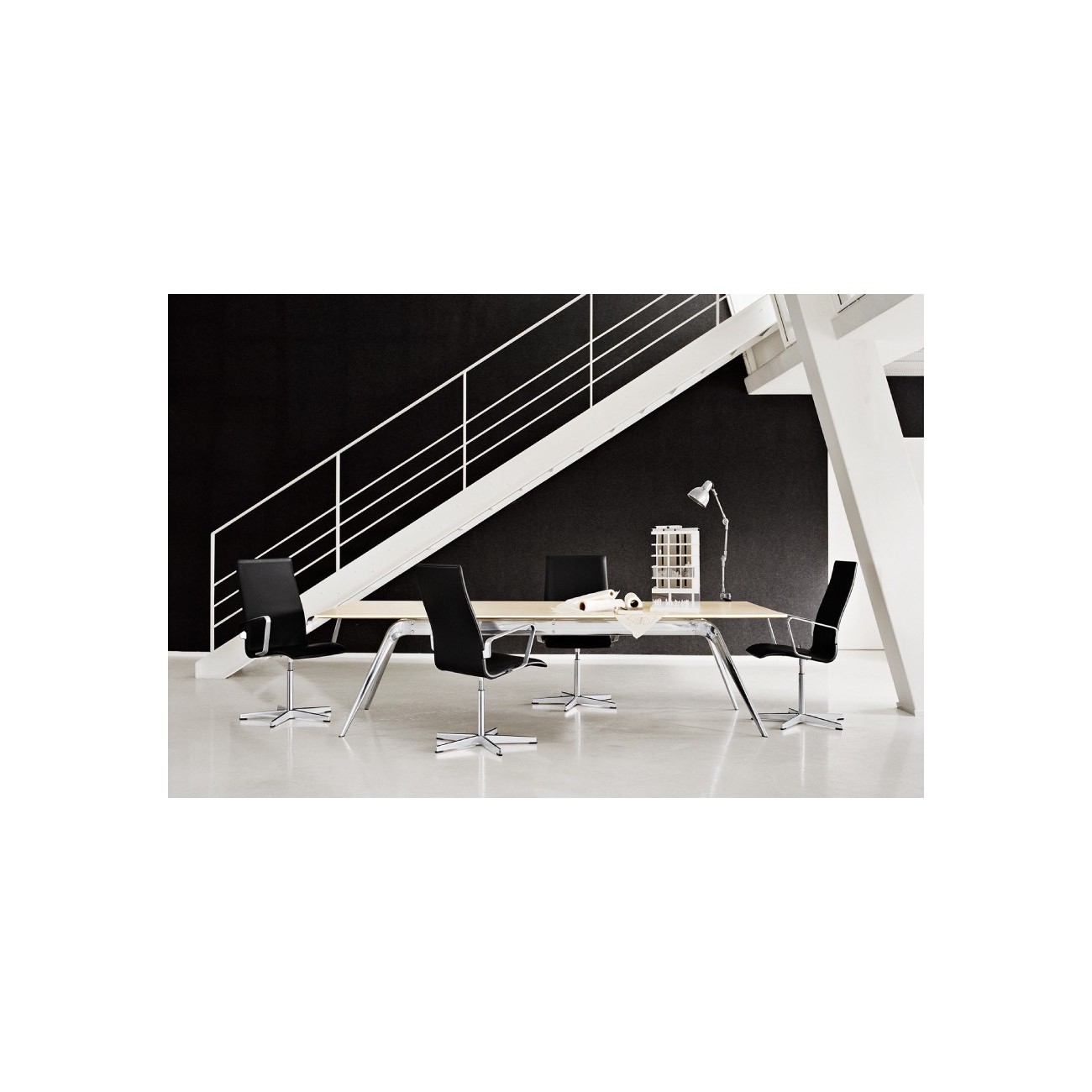 FRITZ HANSEN POLTRONCINA SCHIENALE MEDIO OXFORD