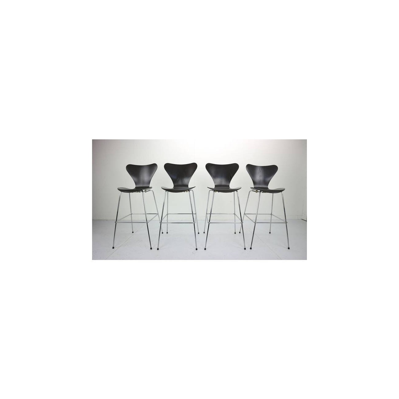 FRITZ HANSEN SERIES 7 SGABELLI