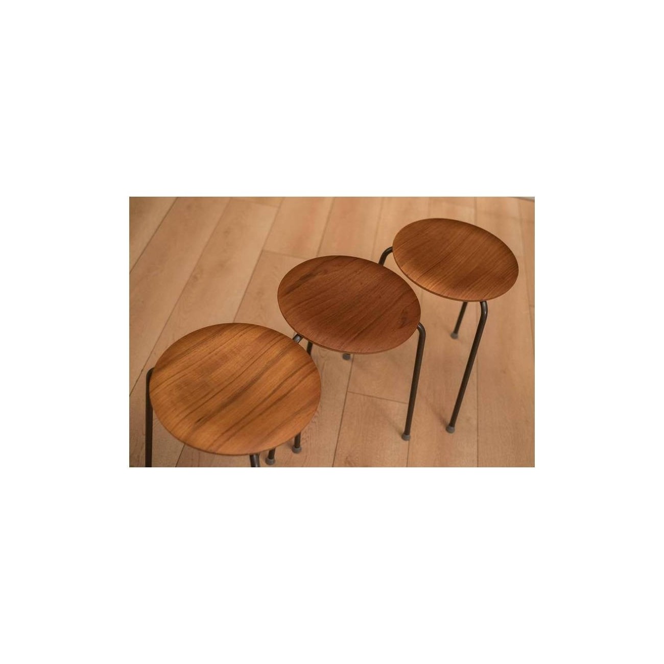 FRITZ HANSEN SGABELLO DOT WALNUT