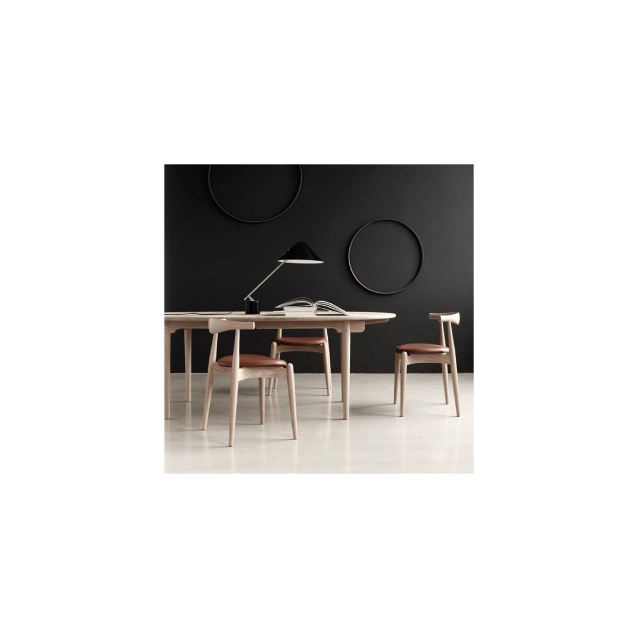 CARL HANSEN TAVOLO DA PRANZO CH338