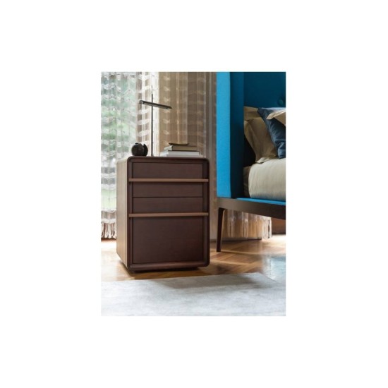 PORADA AURA COMODINO