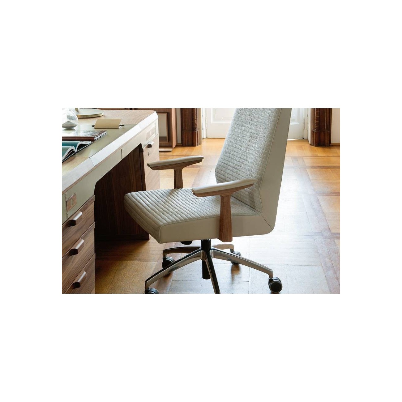 PORADA POLTRONA ELIS