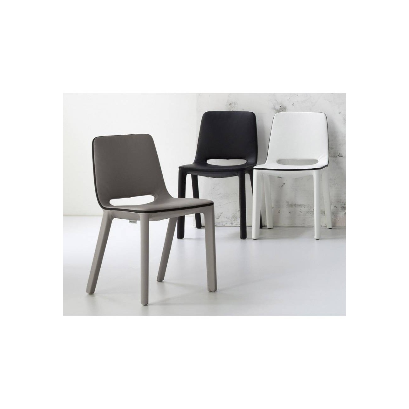 BONALDO SEDIA KAMAR