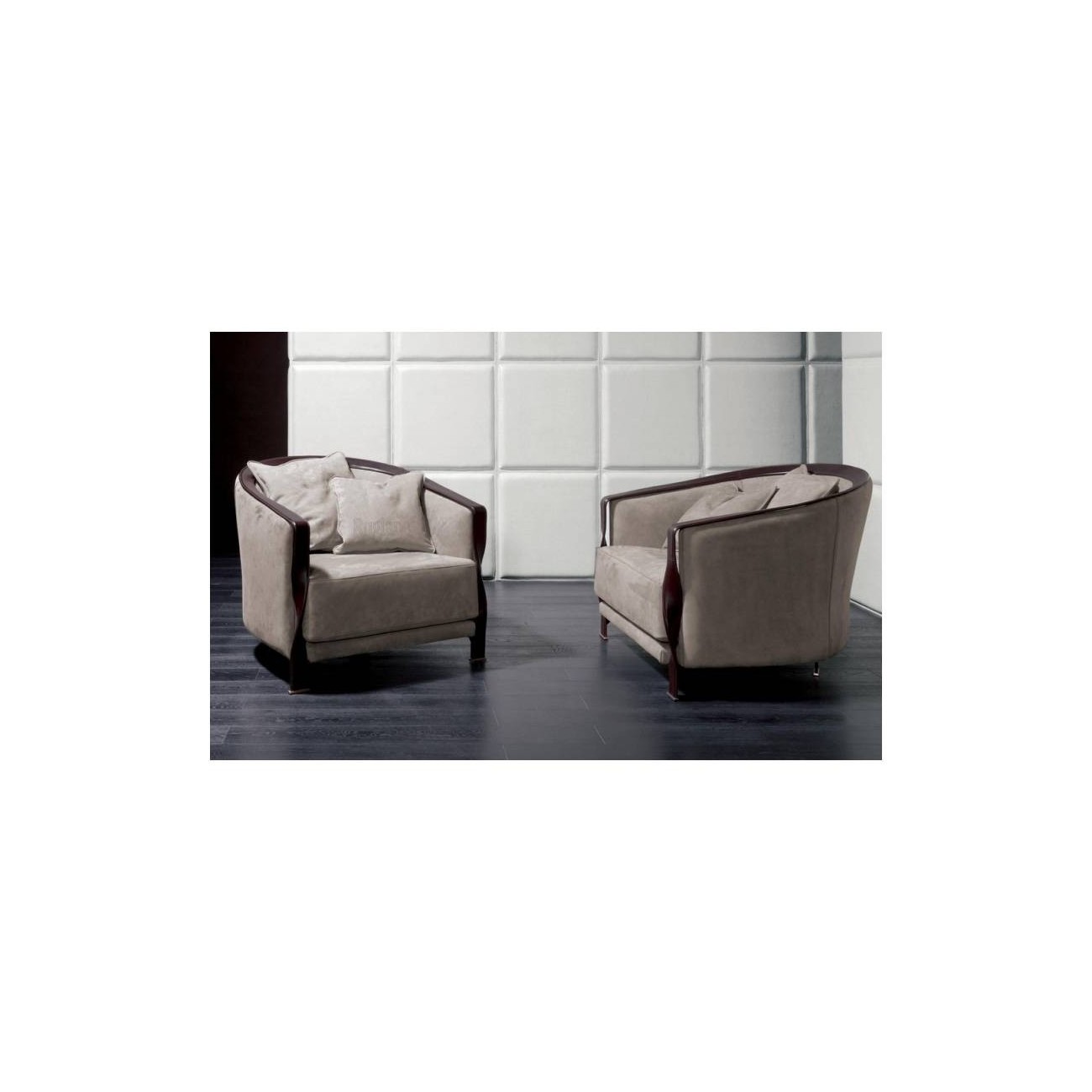 RUGIANO POLTRONA PARIS