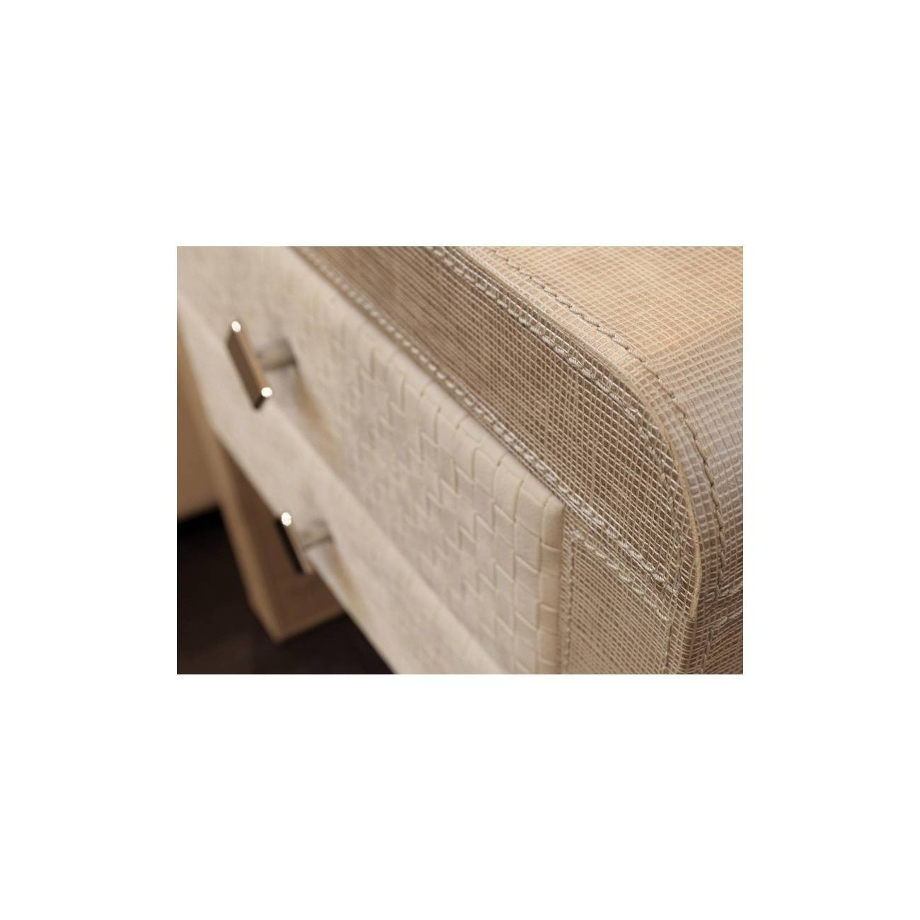 RUGIANO COMODINO REKO