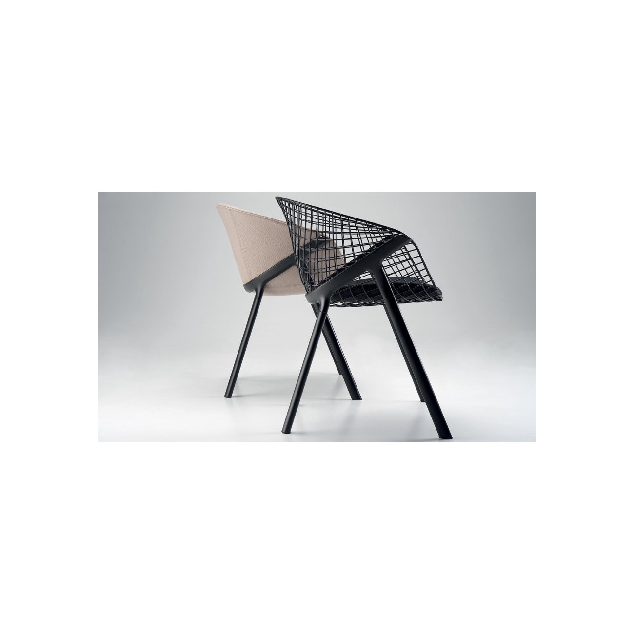 ALIAS KOBI SEDIA VERNICE