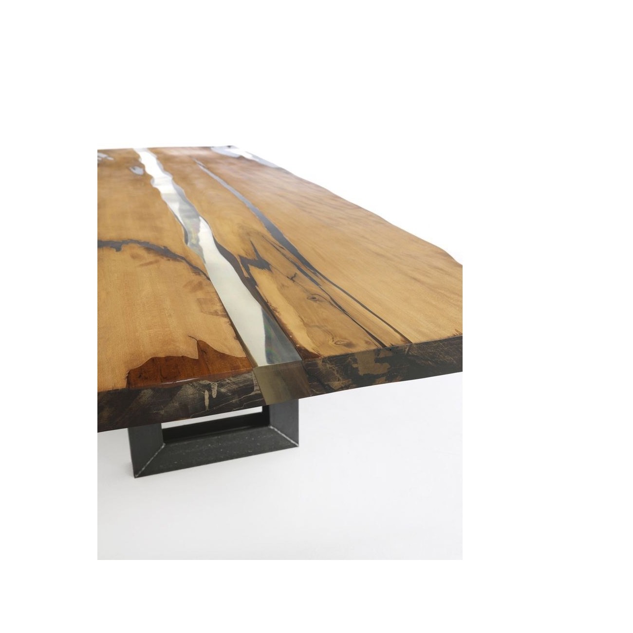 RIVA 1920 KAURI BEAM