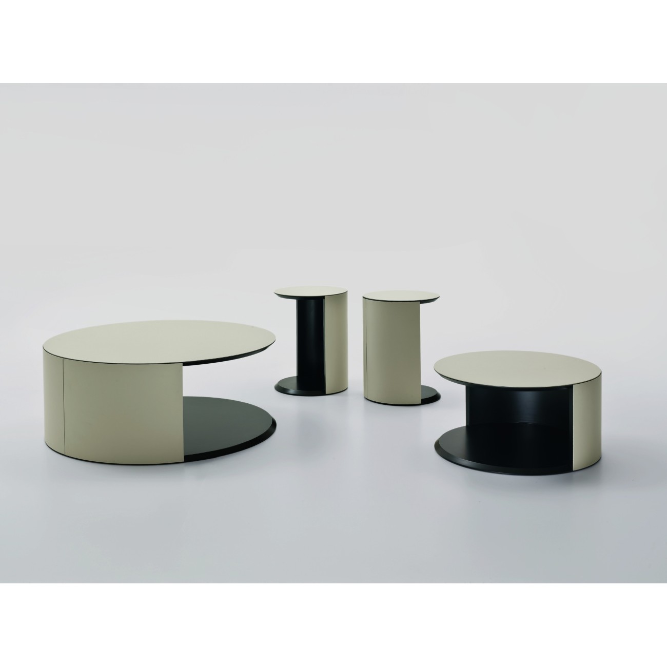 I 4 MARIANI PAPIER TAVOLINO