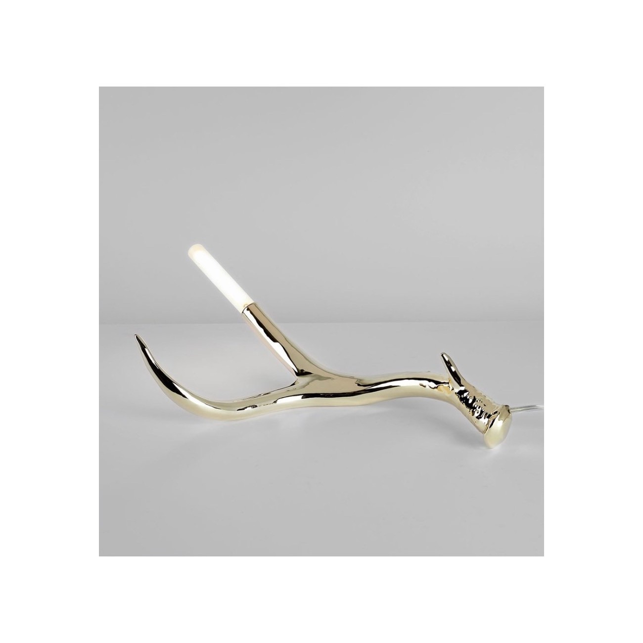 ROLL&HILL SUPERORDINATE ANTLER LAMPADA DA TAVOLO