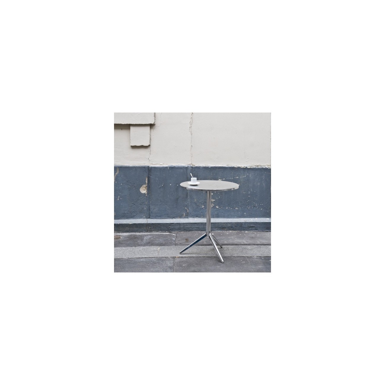 MAGIS CENTRAL TAVOLINO