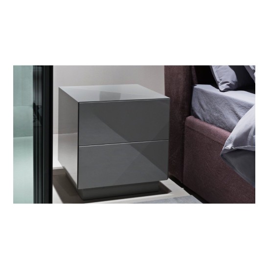 MERIDIANI KARL COMODINO