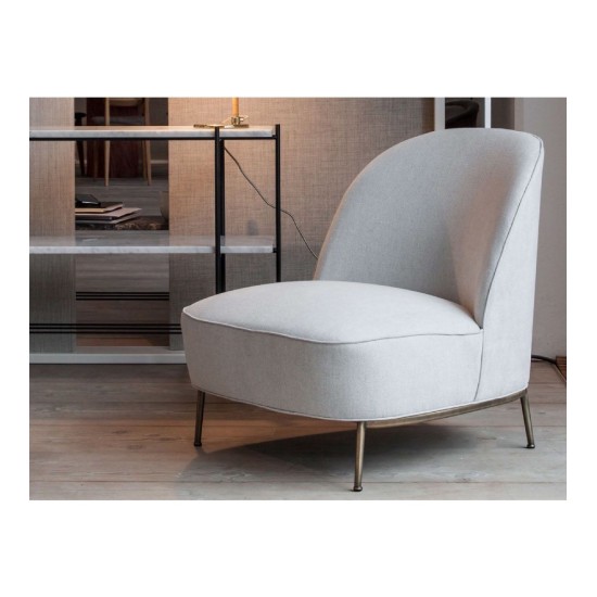 GUBI - SEJOUR LOUNGE CHAIR POLTRONA
