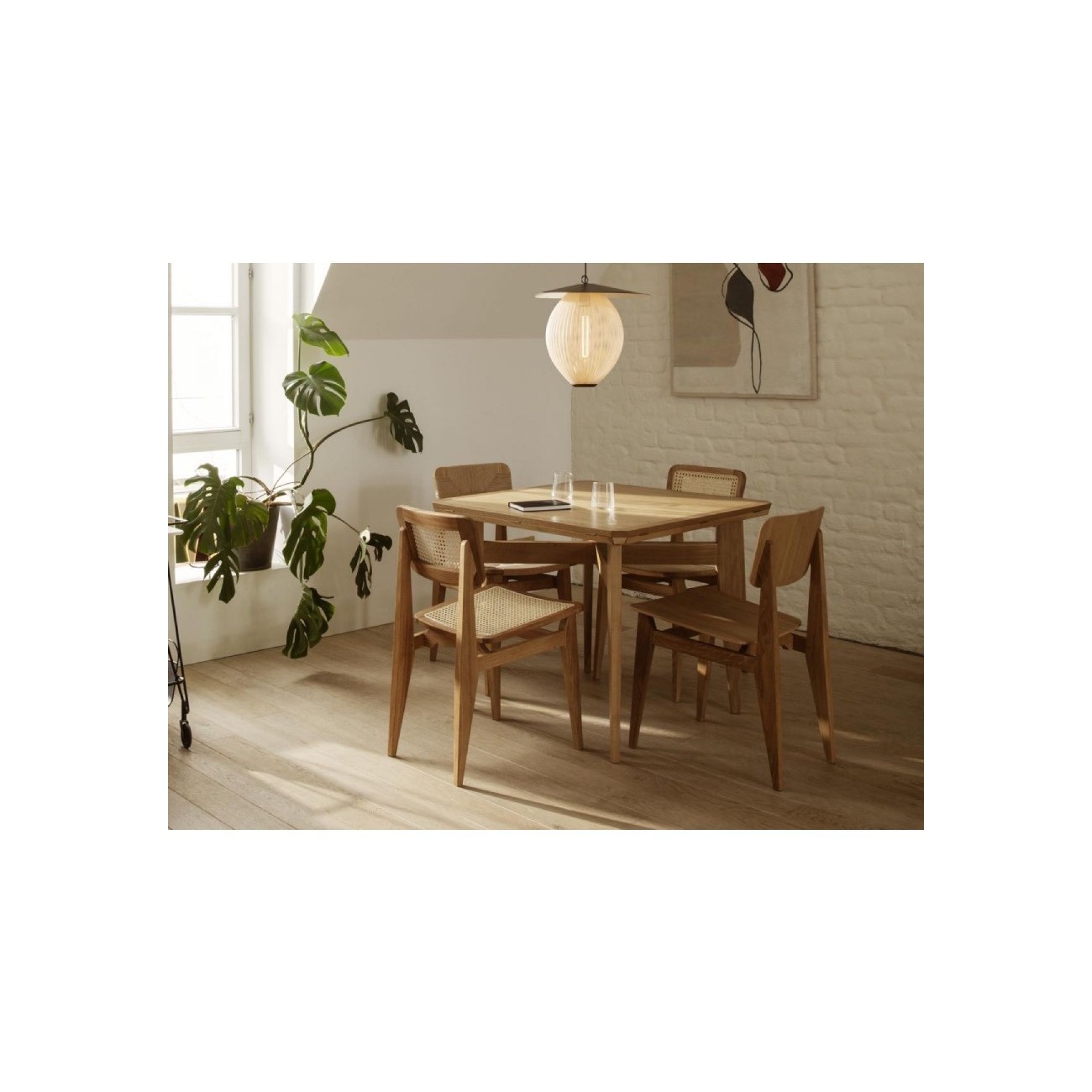 GUBI C-CHAIR VENEER SEDIA