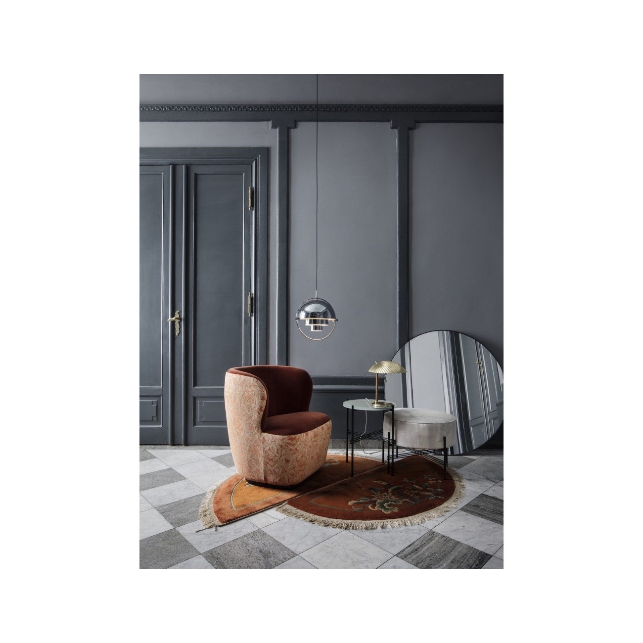 GUBI SPECCHIO ROTONDO A PARETE