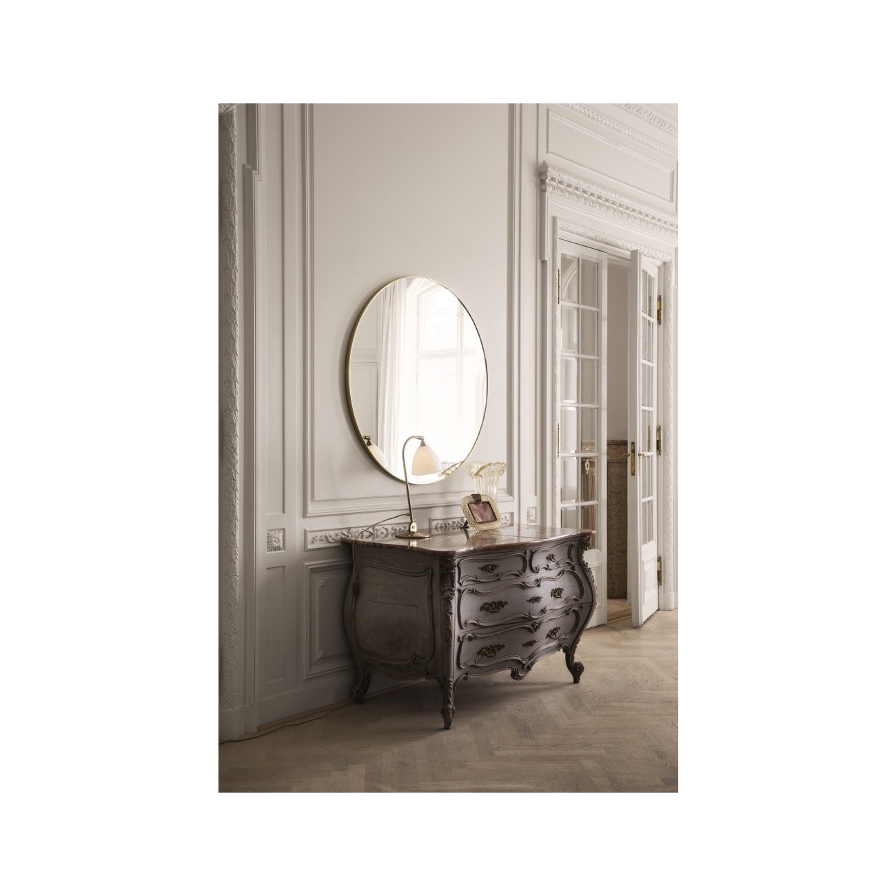 GUBI SPECCHIO ROTONDO A PARETE