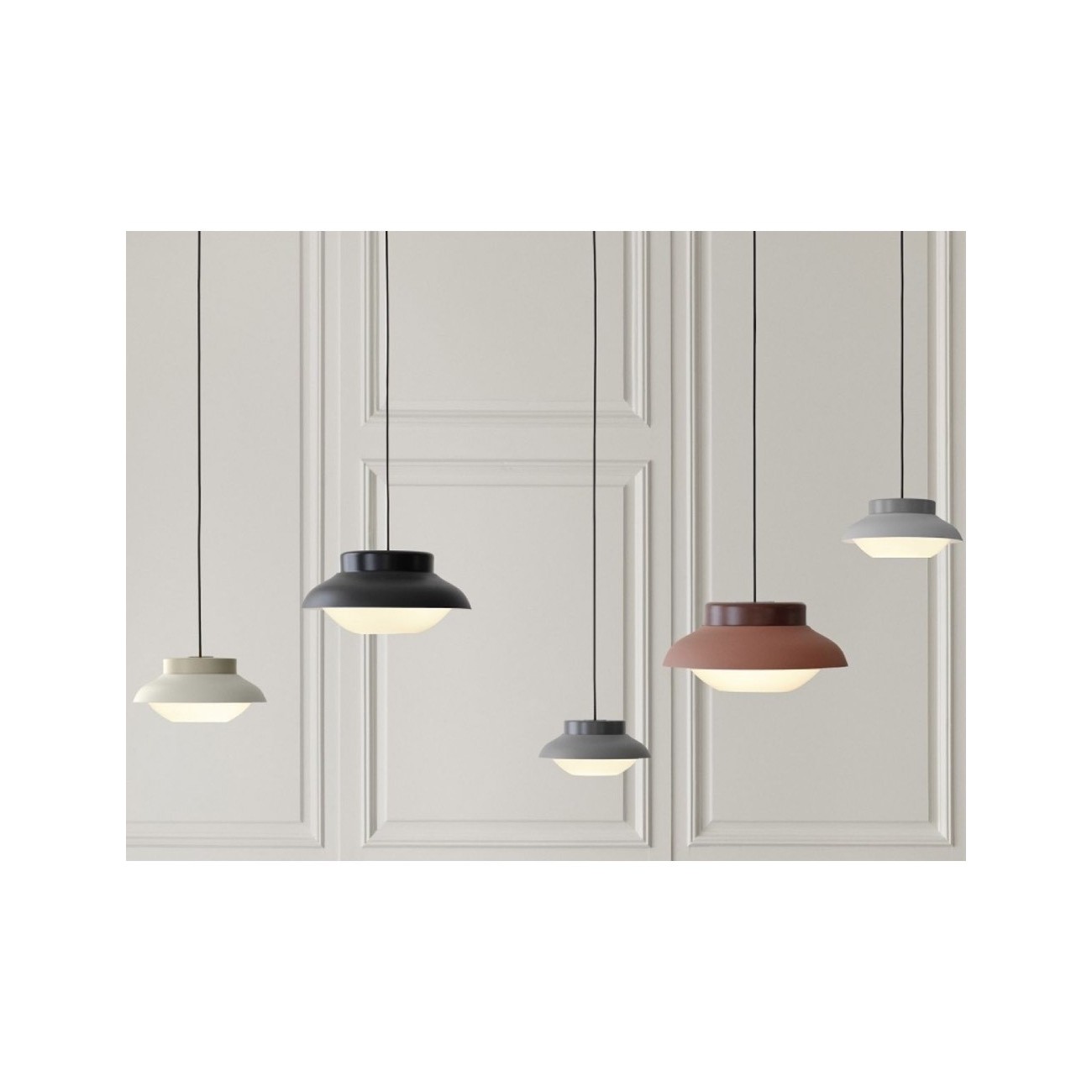 GUBI COLLAR LAMPADA A SOSPENSIONE